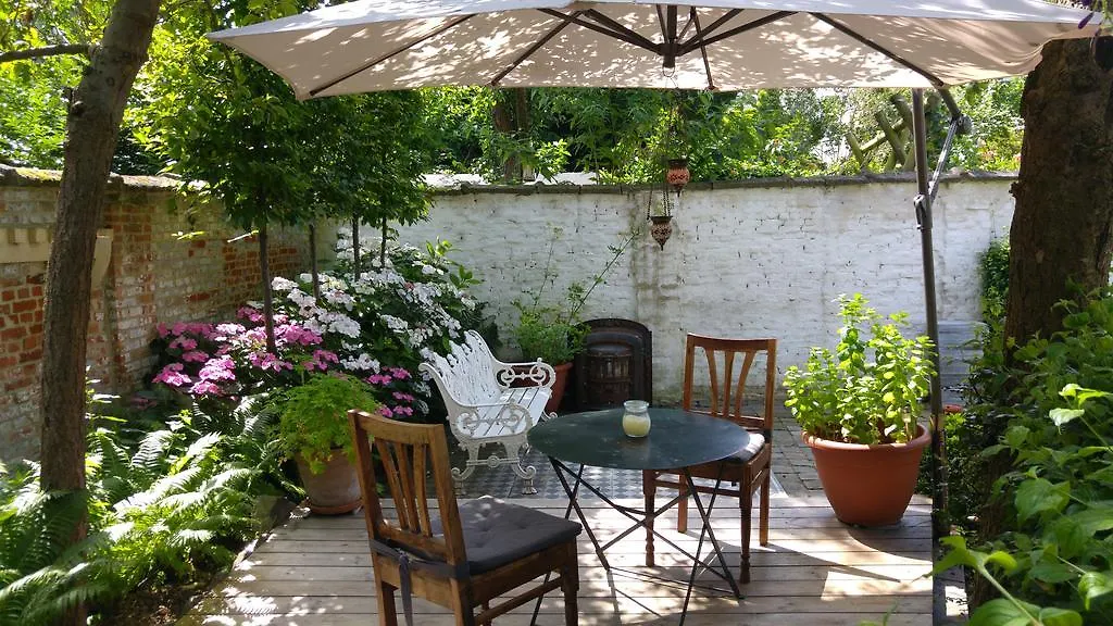 Bed & Breakfast Exterlaer Antwerp 4*,